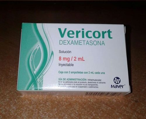 Vericort solución inyectable 8 mg en 2 ml. Caja con 3 ámpulas